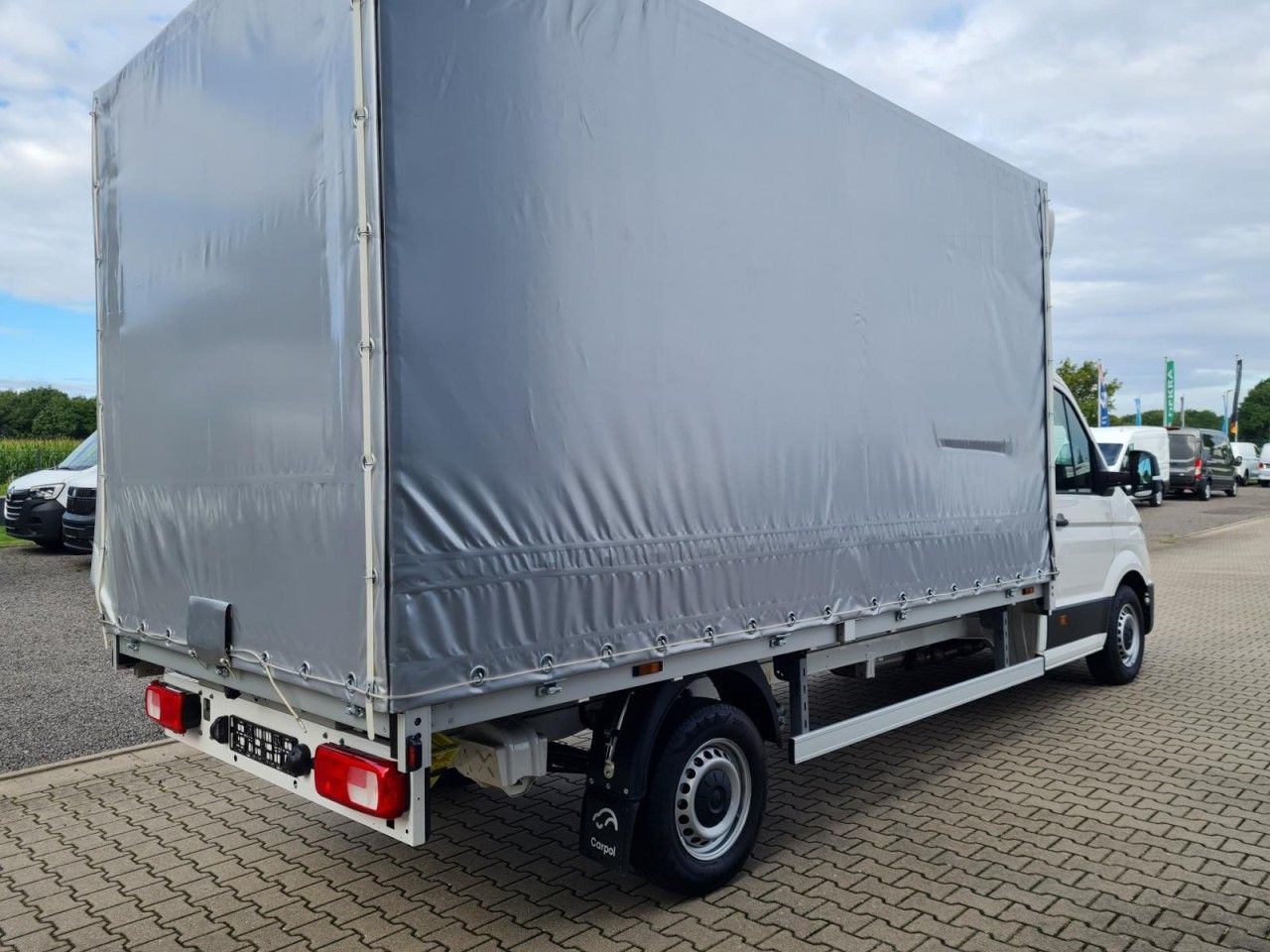 Volkswagen Crafter 35 TDI Pritsche Schiebe Plane ERGO LED T - Furgoneta con lona: foto 4 Volkswagen Crafter 35 TDI Pritsche Schiebe Plane ERGO LED T - Furgoneta con lona: foto 4