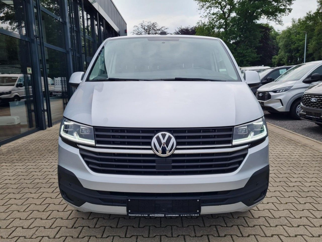 Volkswagen T6.1 Kasten TDI lang DSG LED KAMERA TEMPOMAT - Furgoneta pequeña: foto 2 Volkswagen T6.1 Kasten TDI lang DSG LED KAMERA TEMPOMAT - Furgoneta pequeña: foto 2