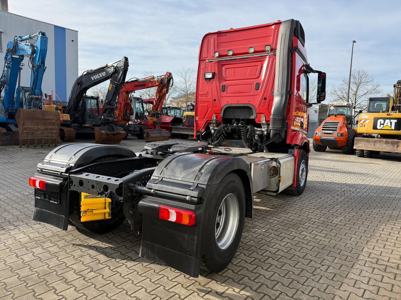 Mercedes-Benz 1845 Actros SZM Klima Retarder Nebenantrieb - Cabeza tractora: foto 4 Mercedes-Benz 1845 Actros SZM Klima Retarder Nebenantrieb - Cabeza tractora: foto 4