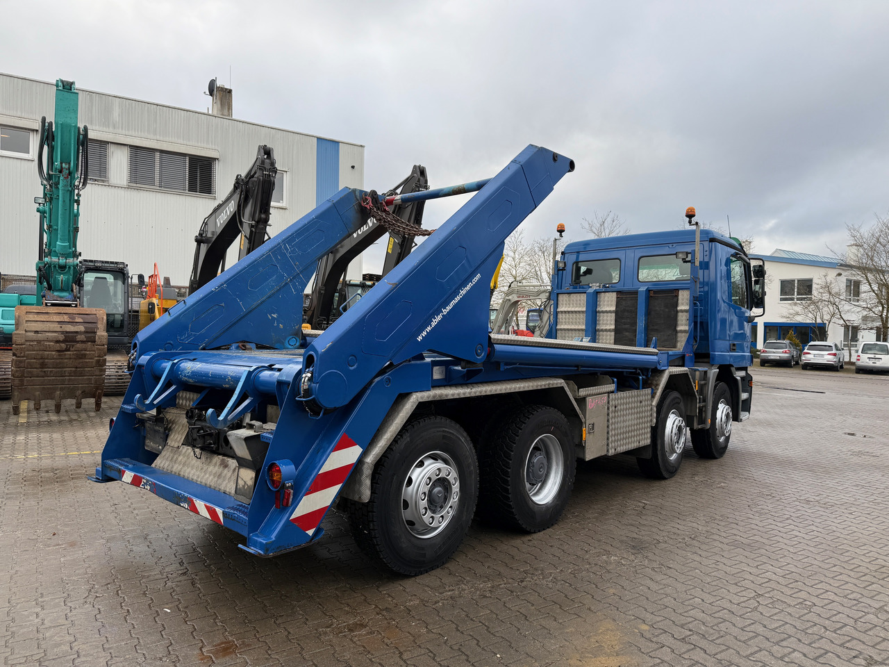 Mercedes-Benz 3243 Actros MP1 4-Achs Absetzkipper - Camión portacontenedor de cadenas: foto 4 Mercedes-Benz 3243 Actros MP1 4-Achs Absetzkipper - Camión portacontenedor de cadenas: foto 4