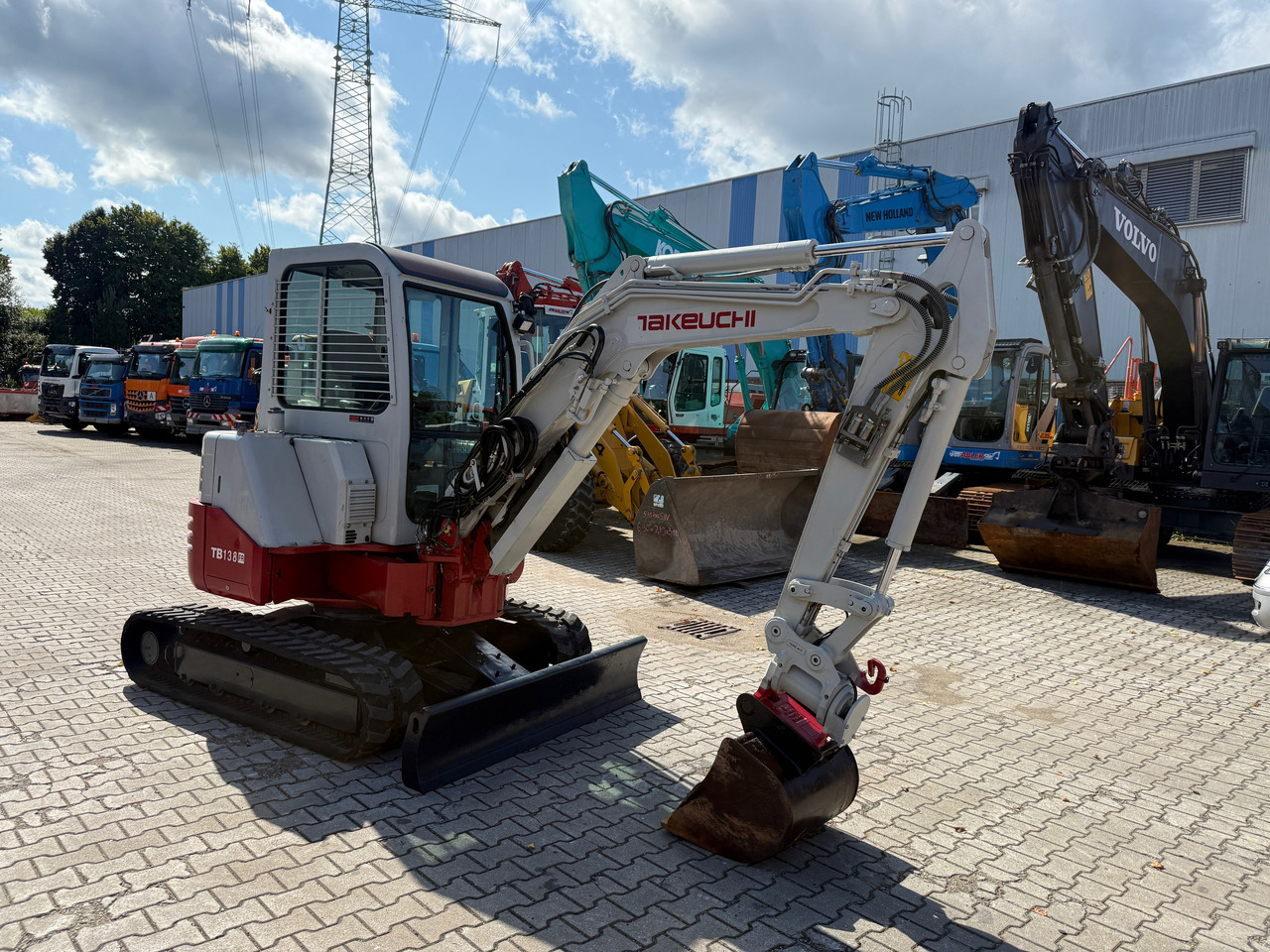 Takeuchi TB138FR Hüllkreis Minibagger Powertilt - Excavadora: foto 3 Takeuchi TB138FR Hüllkreis Minibagger Powertilt - Excavadora: foto 3