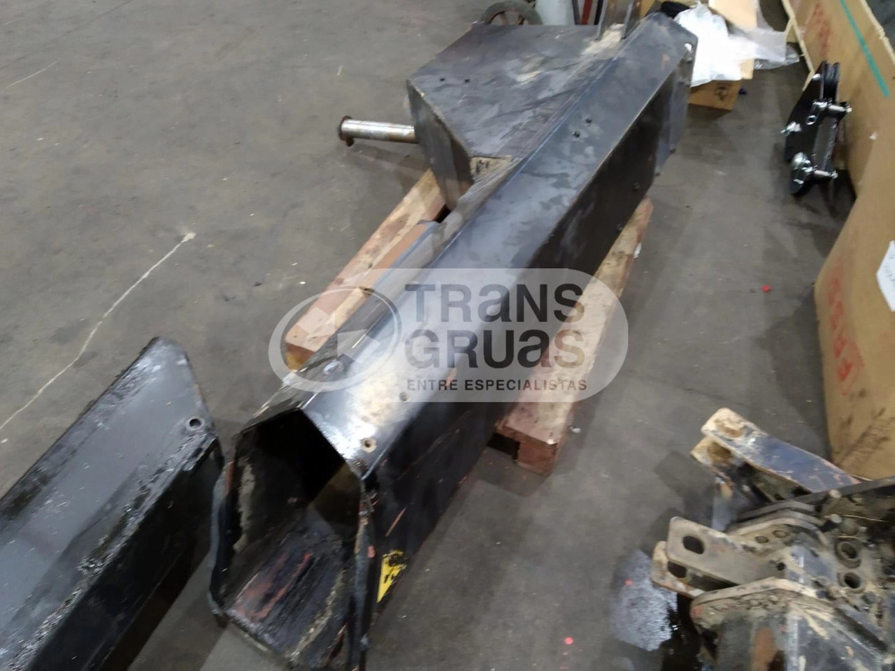 Brazo secundario grúa Hiab 330-5 - Brazo para Grúa para camión: foto 1 Brazo secundario grúa Hiab 330-5 - Brazo para Grúa para camión: foto 1