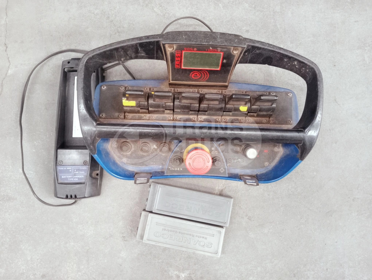 Camión MAN TGA 35.390 de ocasión + F800BXP.26 - Camión chasis: foto 2 Camión MAN TGA 35.390 de ocasión + F800BXP.26 - Camión chasis: foto 2