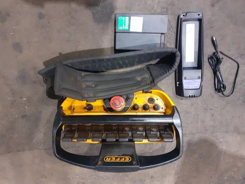 Grúa Effer 145/3S - Grúa para camión para Camión: foto 4 Grúa Effer 145/3S - Grúa para camión para Camión: foto 4