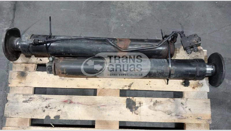 Grúa para camión para Camión Grúa HMF 1563 K2 solo para recambios: foto 10