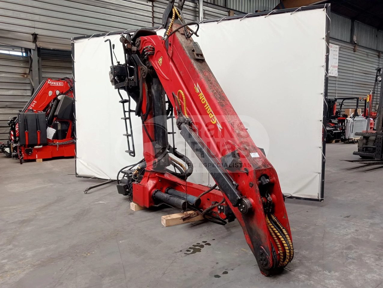 Grúa forestal Epsilon Q170Z96 - Grúa para camión para Maquinaria forestal: foto 3 Grúa forestal Epsilon Q170Z96 - Grúa para camión para Maquinaria forestal: foto 3