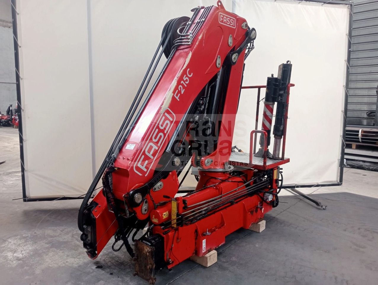 Grúa hidráulica Fassi F215AC.2.24 - Grúa para camión: foto 4 Grúa hidráulica Fassi F215AC.2.24 - Grúa para camión: foto 4