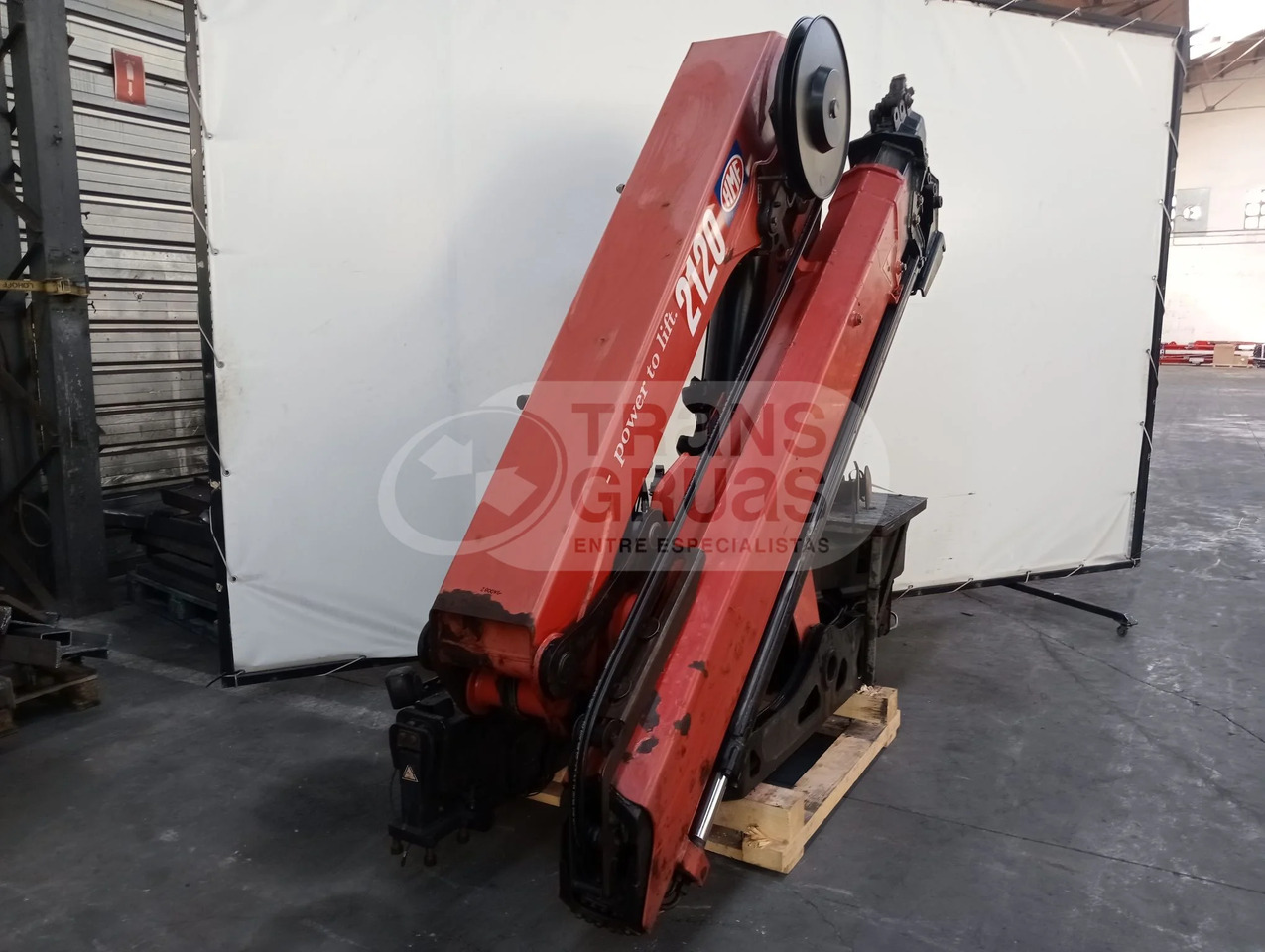 Grúa hidráulica HMF 2120 K RC - Grúa para camión: foto 1 Grúa hidráulica HMF 2120 K RC - Grúa para camión: foto 1