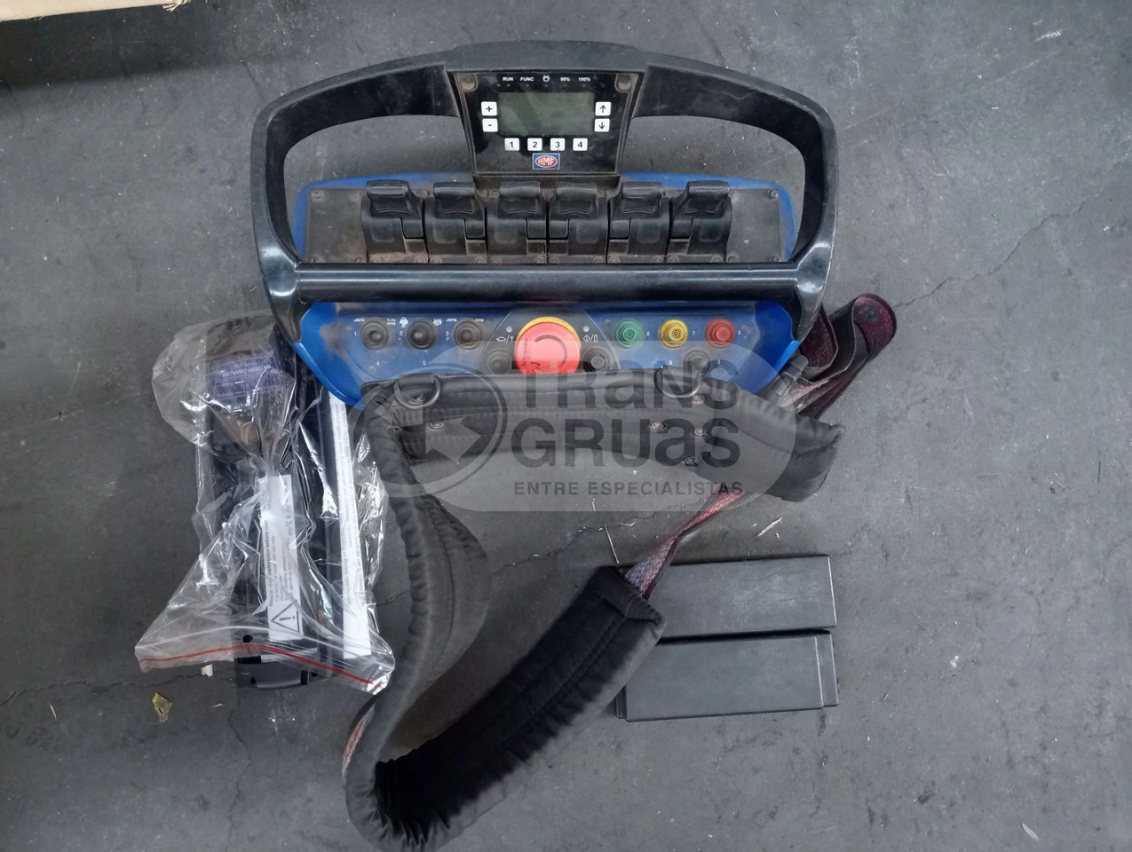 Grúa hidráulica HMF 2120 K4 - Grúa para camión: foto 4 Grúa hidráulica HMF 2120 K4 - Grúa para camión: foto 4