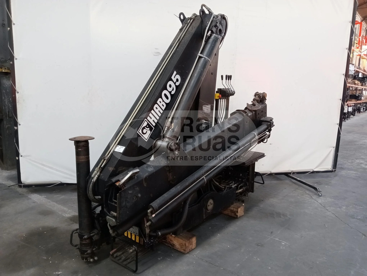 Grúa hidráulica Hiab 095-3 - Grúa para camión: foto 4 Grúa hidráulica Hiab 095-3 - Grúa para camión: foto 4