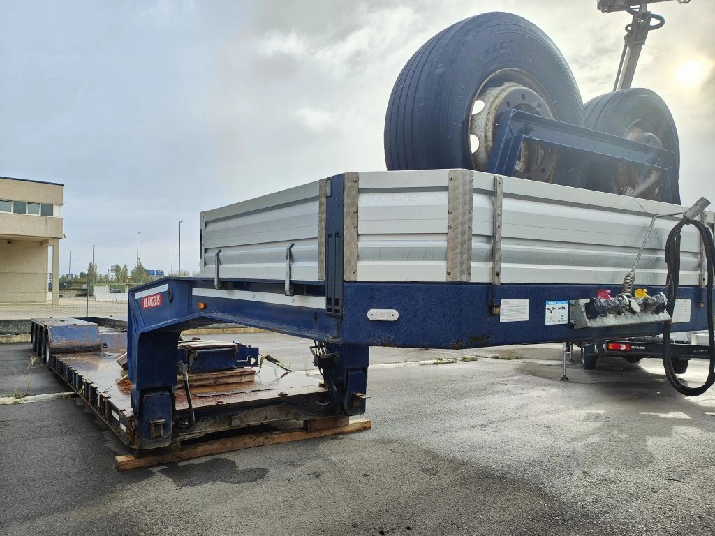 Semirremolque 4 ejes 4T8A - Semirremolque góndola rebajadas: foto 5 Semirremolque 4 ejes 4T8A - Semirremolque góndola rebajadas: foto 5