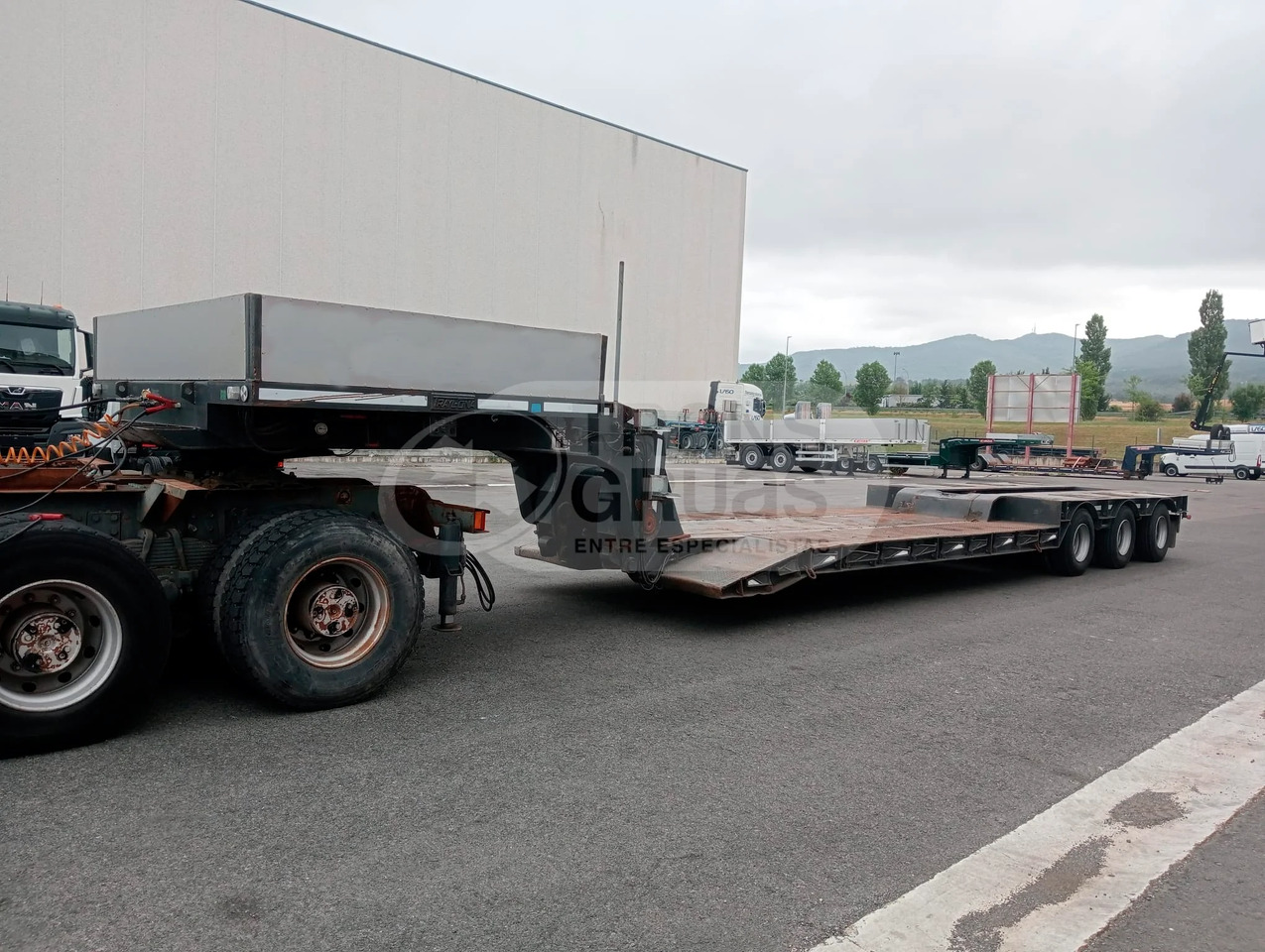 Semirremolque cama rebajado Traylona GP3BMA 13T - Semirremolque góndola rebajadas: foto 3 Semirremolque cama rebajado Traylona GP3BMA 13T - Semirremolque góndola rebajadas: foto 3
