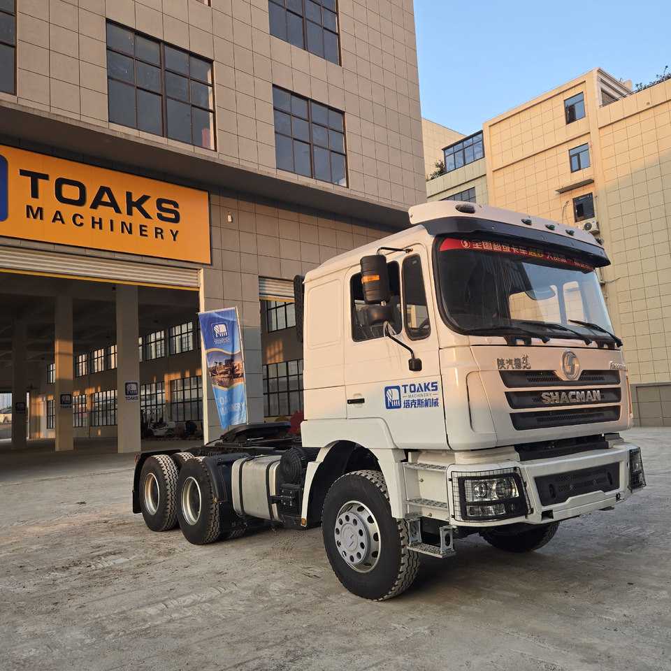 SHACMAN F3000 - Cabeza tractora: foto 1 SHACMAN F3000 - Cabeza tractora: foto 1