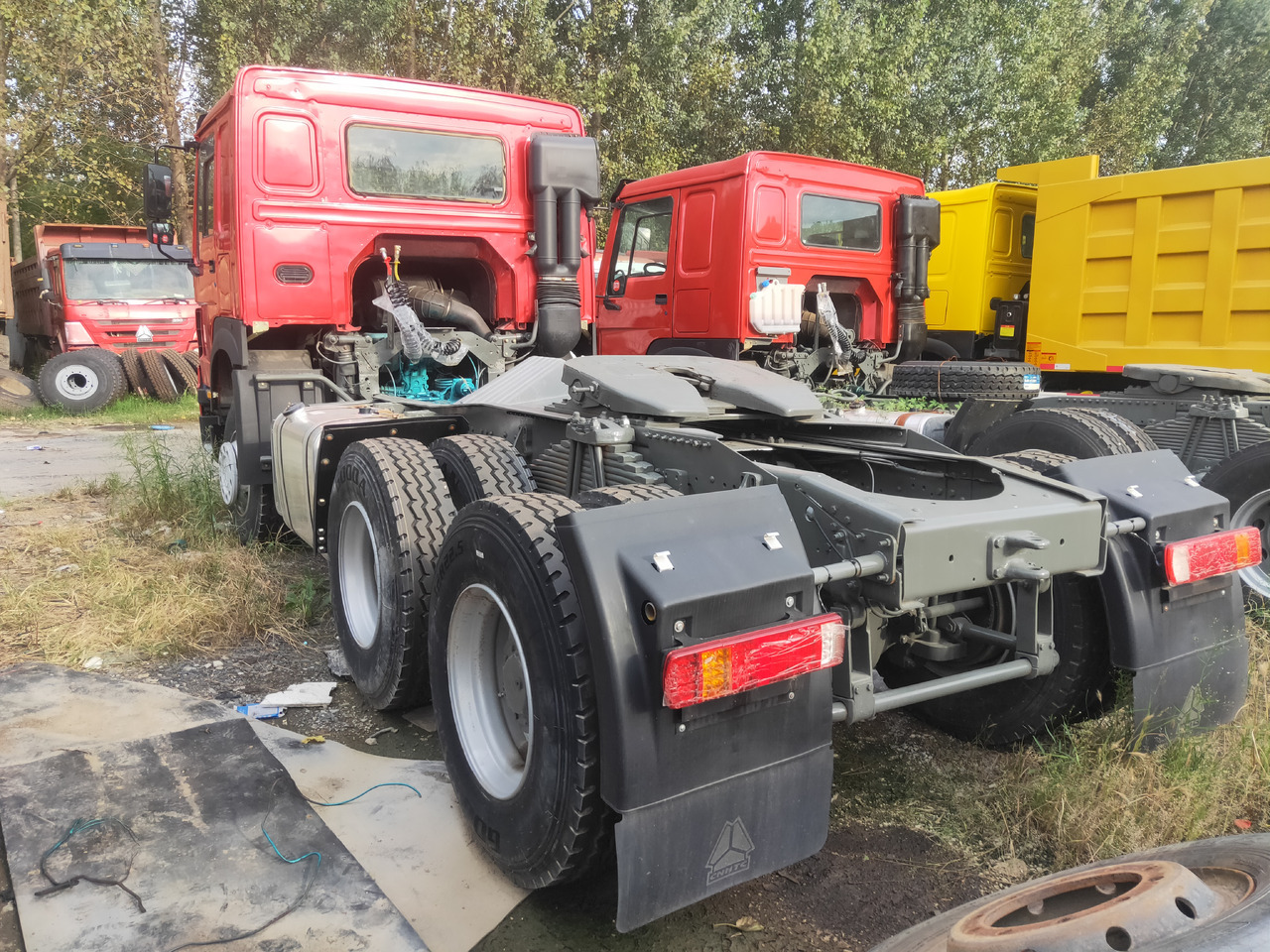 Sinotruk HOWO 371 6*4 Tractor - Cabeza tractora: foto 5 Sinotruk HOWO 371 6*4 Tractor - Cabeza tractora: foto 5