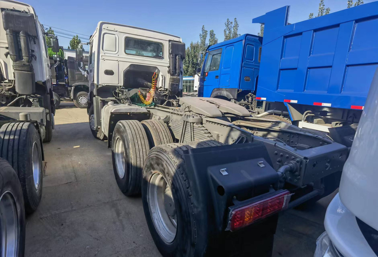 Sinotruk HOWO 371 Tractor - Cabeza tractora: foto 3 Sinotruk HOWO 371 Tractor - Cabeza tractora: foto 3