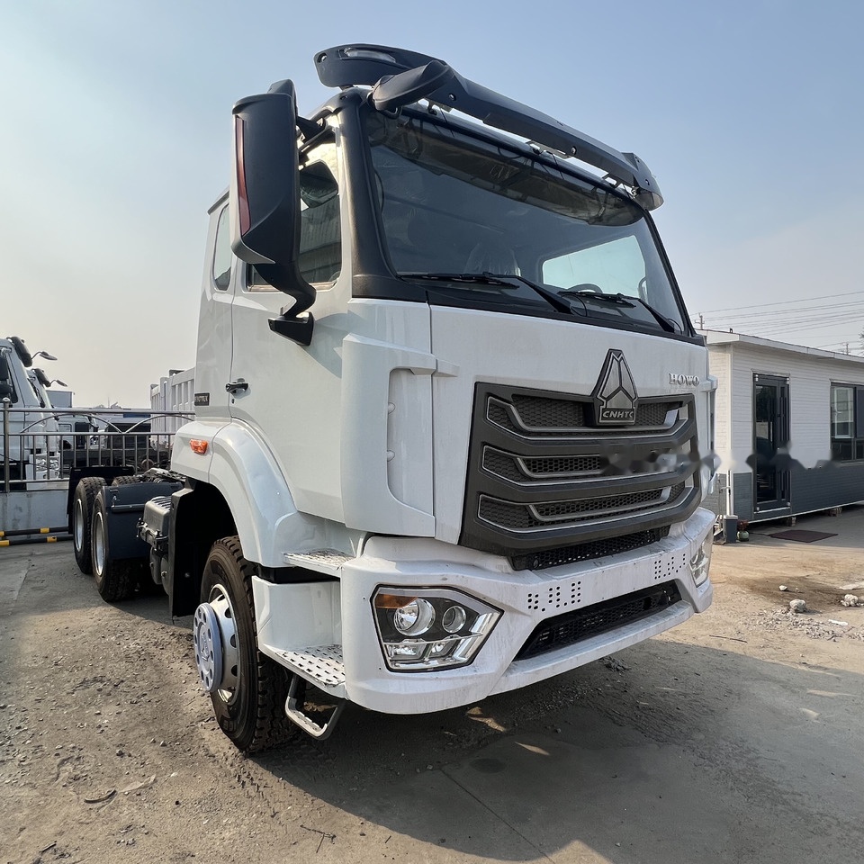 Sinotruk HOWO 6*4 Tractor - Cabeza tractora: foto 3 Sinotruk HOWO 6*4 Tractor - Cabeza tractora: foto 3