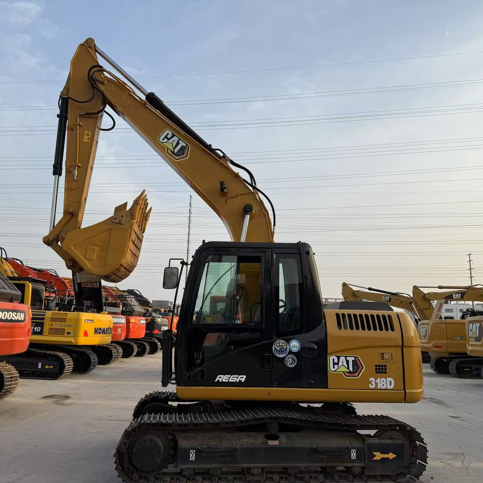 Excavadora de cadenas Caterpillar 318D: foto 1