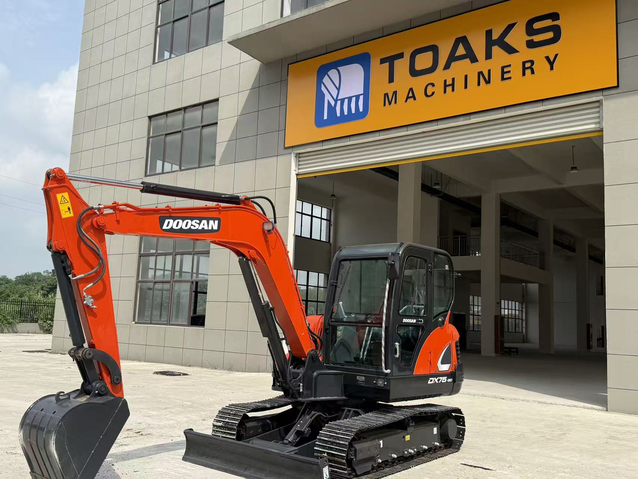 DOOSAN DX75 - Miniexcavadora: foto 1 DOOSAN DX75 - Miniexcavadora: foto 1