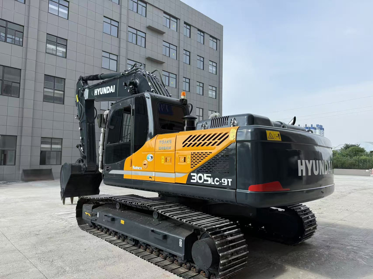 HYUNDAI R305LC-9T - Excavadora: foto 5 HYUNDAI R305LC-9T - Excavadora: foto 5