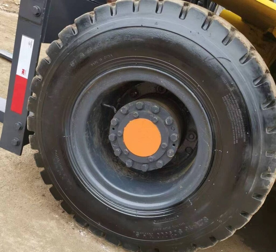 Komatsu FD70-7 - Carretilla elevadora diésel: foto 2 Komatsu FD70-7 - Carretilla elevadora diésel: foto 2