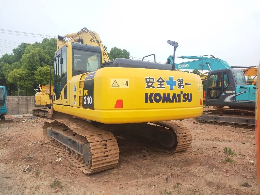 Komatsu PC210-8 - Excavadora de cadenas: foto 2 Komatsu PC210-8 - Excavadora de cadenas: foto 2