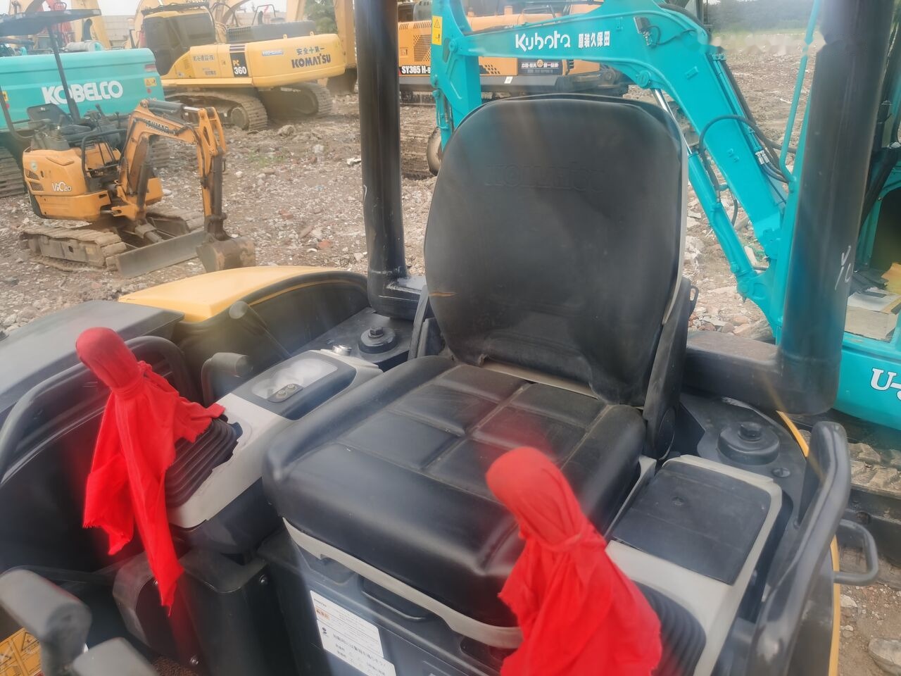 Komatsu PC35MR - Miniexcavadora: foto 5 Komatsu PC35MR - Miniexcavadora: foto 5