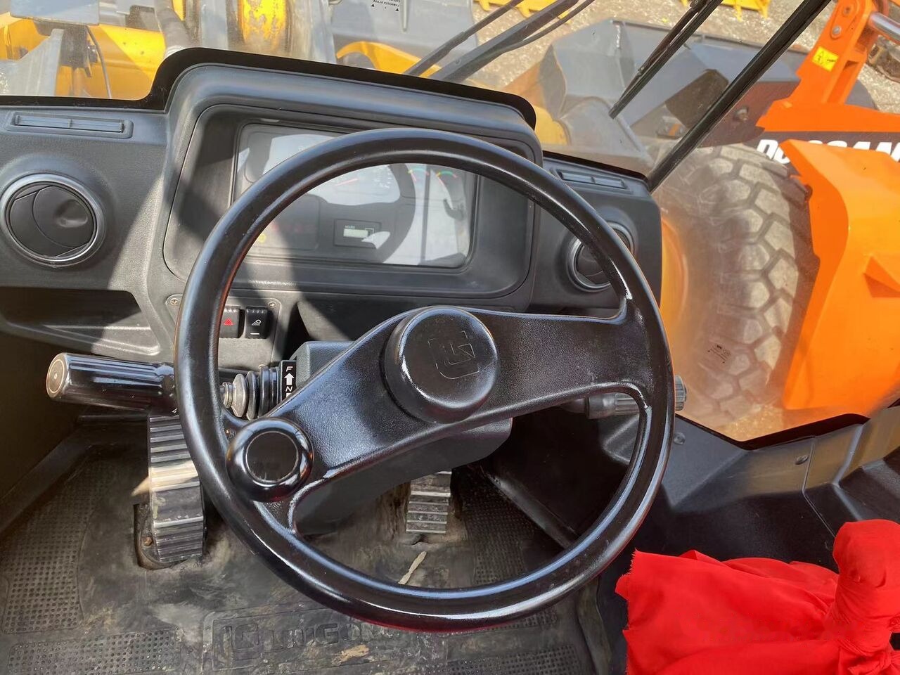 LiuGong 870H - Cargadora de ruedas: foto 5 LiuGong 870H - Cargadora de ruedas: foto 5
