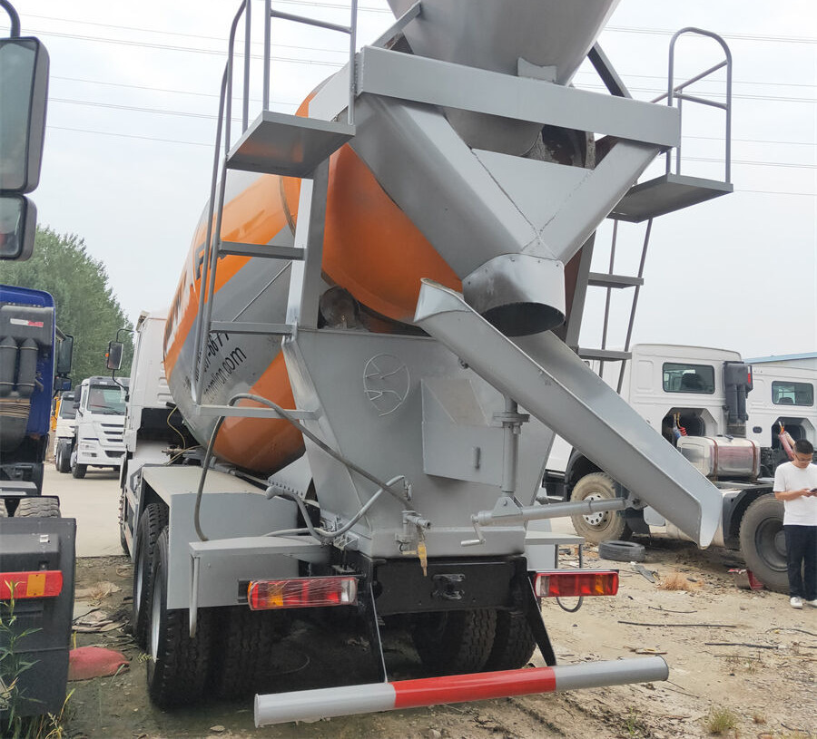 Shacman F3000 - Camión hormigonera: foto 3 Shacman F3000 - Camión hormigonera: foto 3