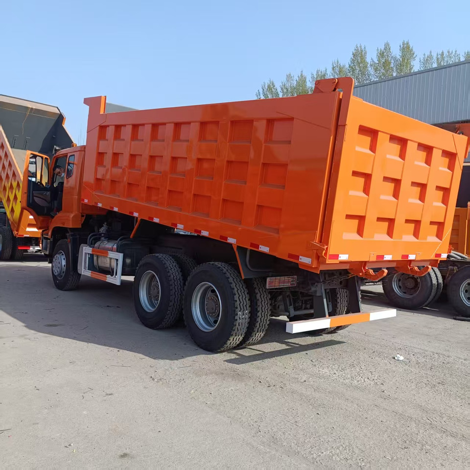 Sinotruk HOHAN 6*4 Dump truck - Camión volquete: foto 3 Sinotruk HOHAN 6*4 Dump truck - Camión volquete: foto 3