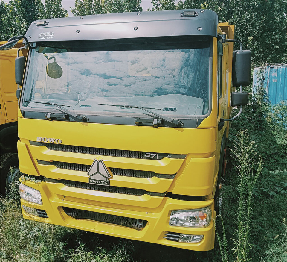 Sinotruk HOWO 6*4 Dump truck - Camión volquete: foto 1 Sinotruk HOWO 6*4 Dump truck - Camión volquete: foto 1