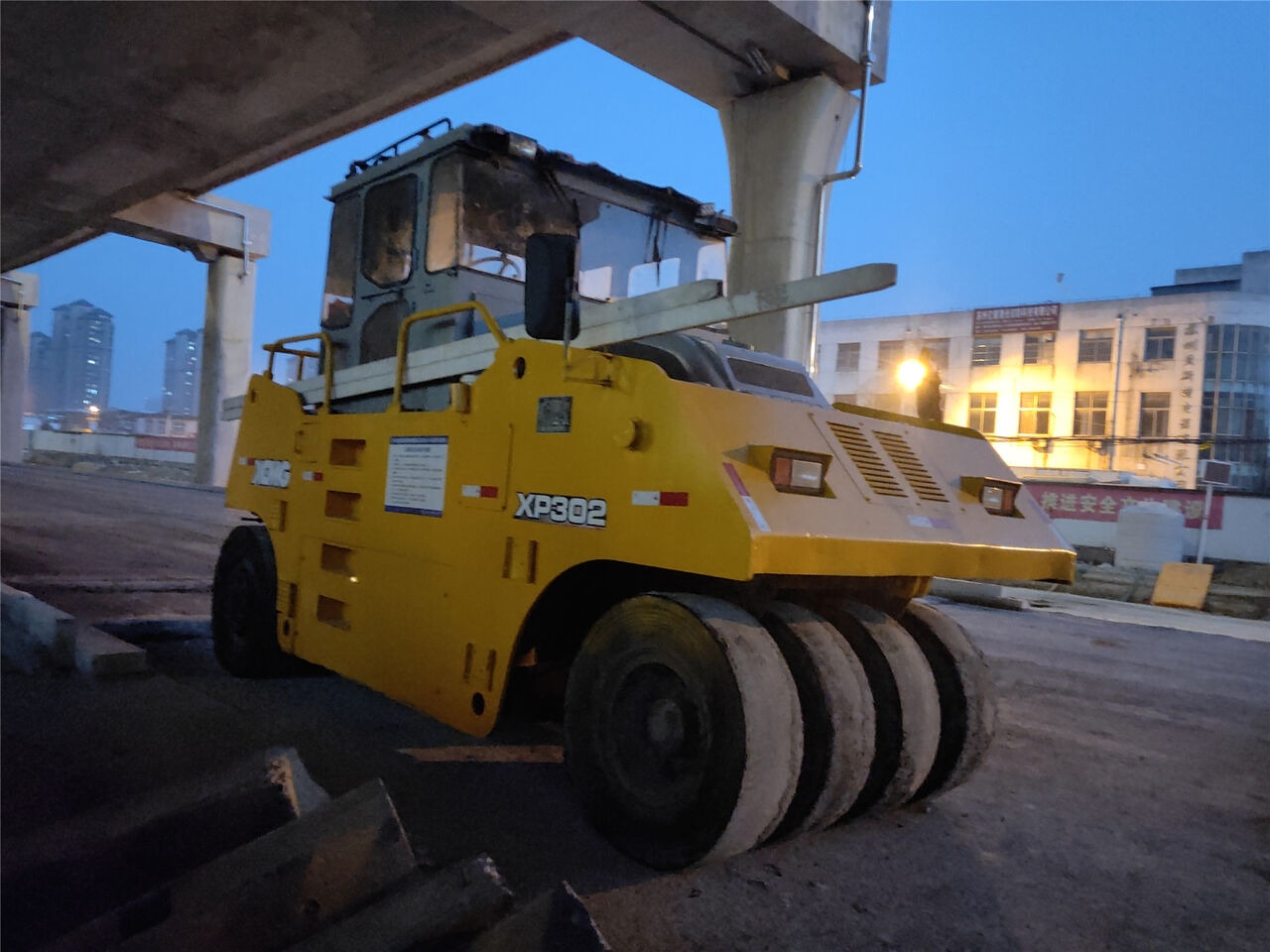 XCMG XP302 - Rodillo de neumáticos: foto 5 XCMG XP302 - Rodillo de neumáticos: foto 5