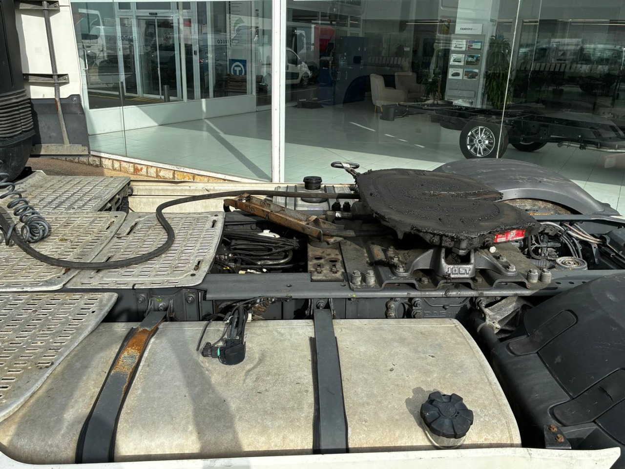 Cabeza Tractora DAF 480 SUPER SPACE CAB AUTOMATICA CON INTARDER - Cabeza tractora: foto 5 Cabeza Tractora DAF 480 SUPER SPACE CAB AUTOMATICA CON INTARDER - Cabeza tractora: foto 5