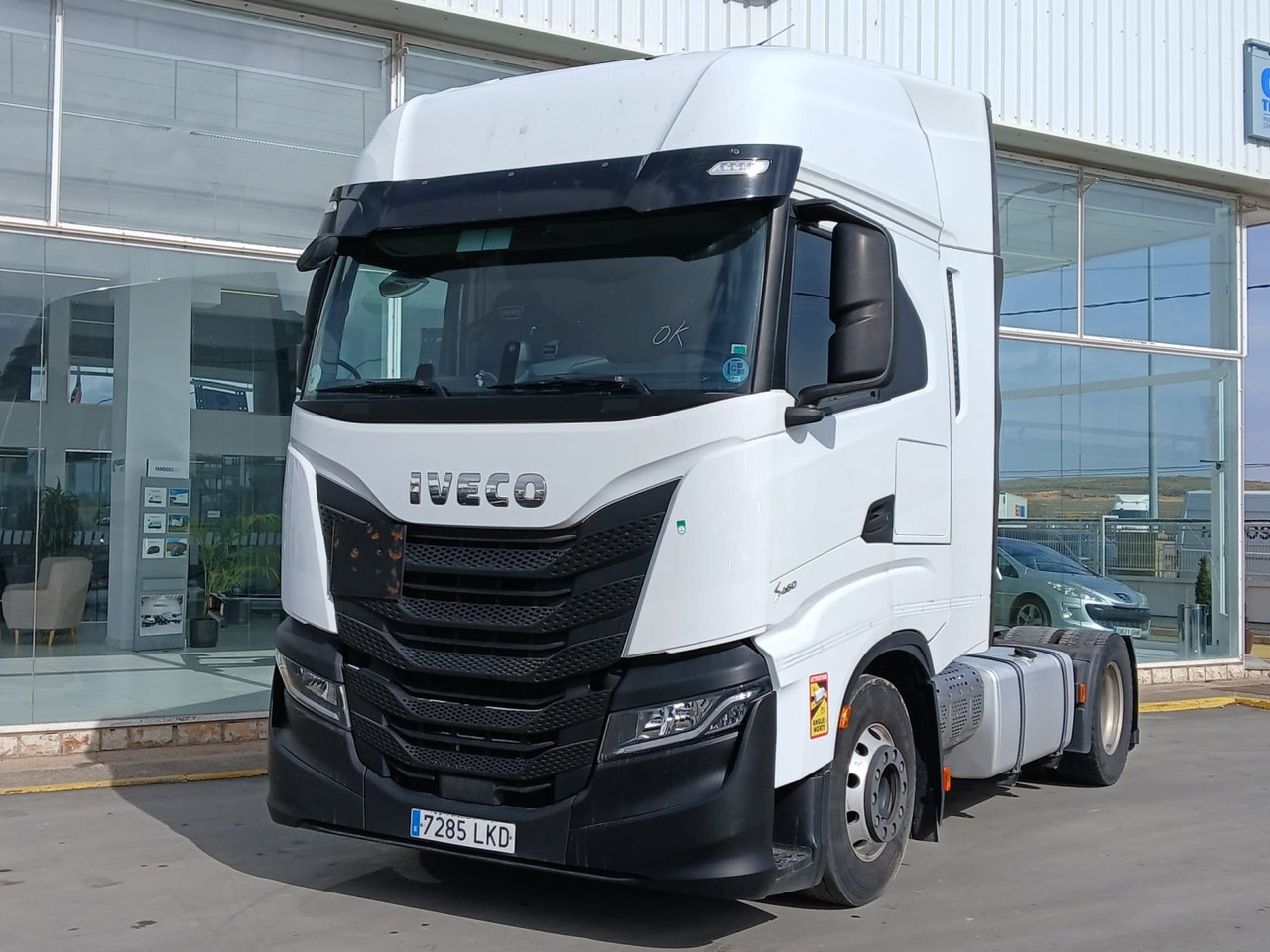 Cabeza Tractora IVECO 460 AUTOMATICO INTARDER ADR - Cabeza tractora: foto 1 Cabeza Tractora IVECO 460 AUTOMATICO INTARDER ADR - Cabeza tractora: foto 1