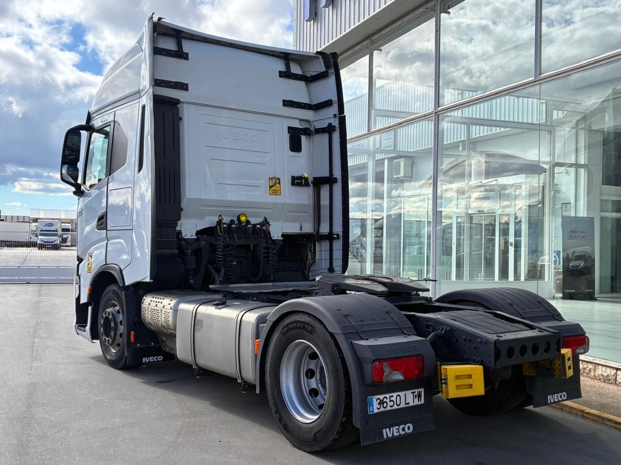 Cabeza Tractora IVECO S-WAY 510 AUTOMATICO CON INTARDER - Cabeza tractora: foto 4 Cabeza Tractora IVECO S-WAY 510 AUTOMATICO CON INTARDER - Cabeza tractora: foto 4