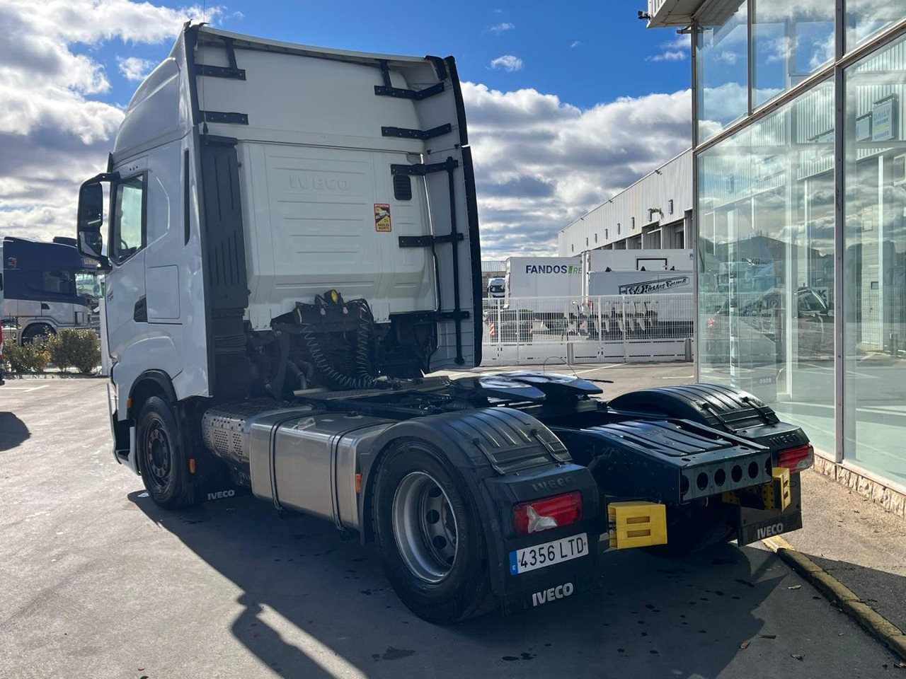 Cabeza Tractora IVECO S-WAY 510 AUTOMATICO CON INTARDER - Cabeza tractora: foto 4 Cabeza Tractora IVECO S-WAY 510 AUTOMATICO CON INTARDER - Cabeza tractora: foto 4