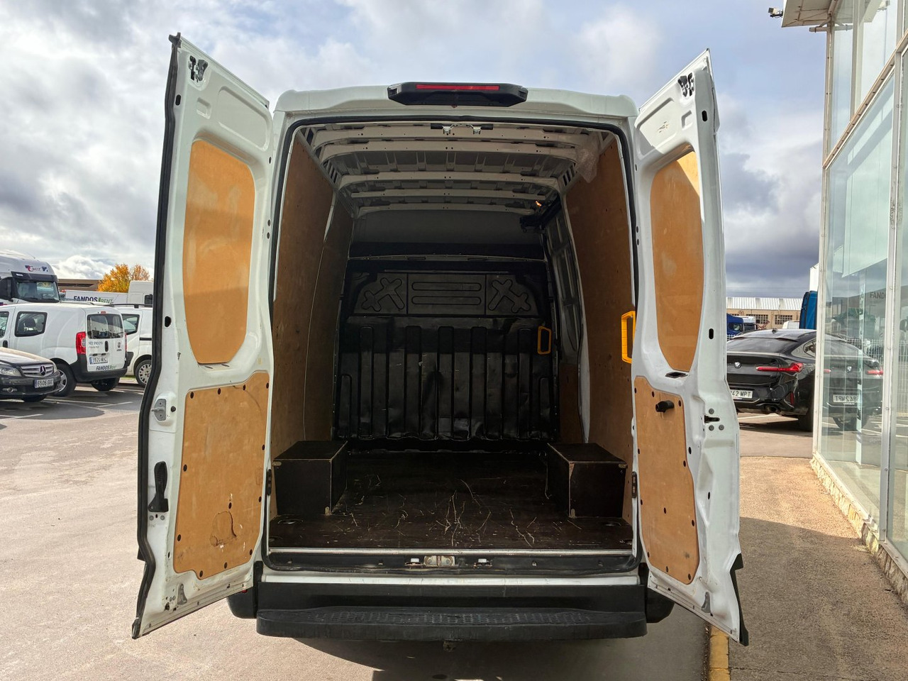 Furgón IVECO 35S16 V 12m3 - Furgón: foto 5 Furgón IVECO 35S16 V 12m3 - Furgón: foto 5