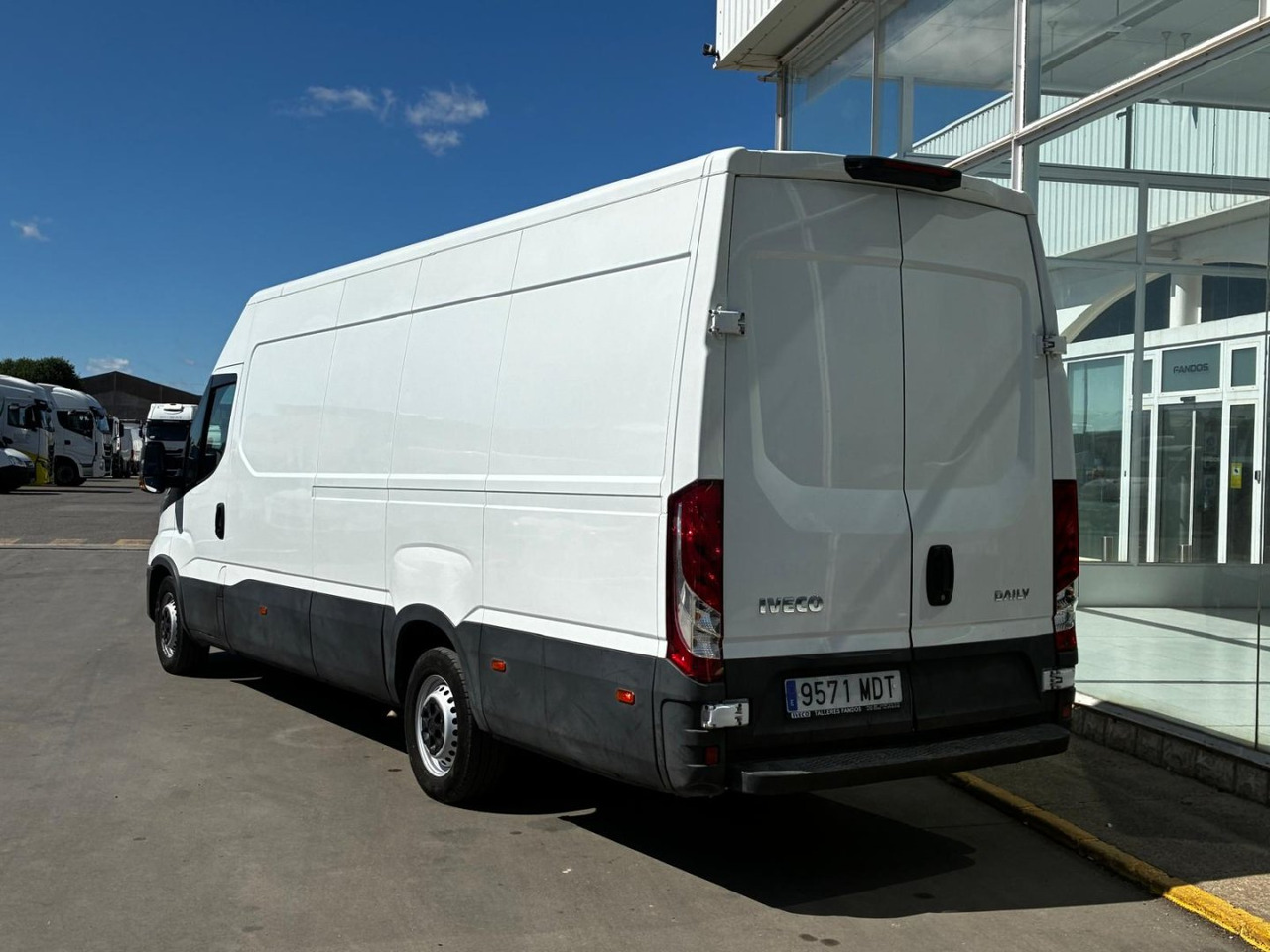 Furgón IVECO 35S16 V 16m3 - Furgón: foto 4 Furgón IVECO 35S16 V 16m3 - Furgón: foto 4