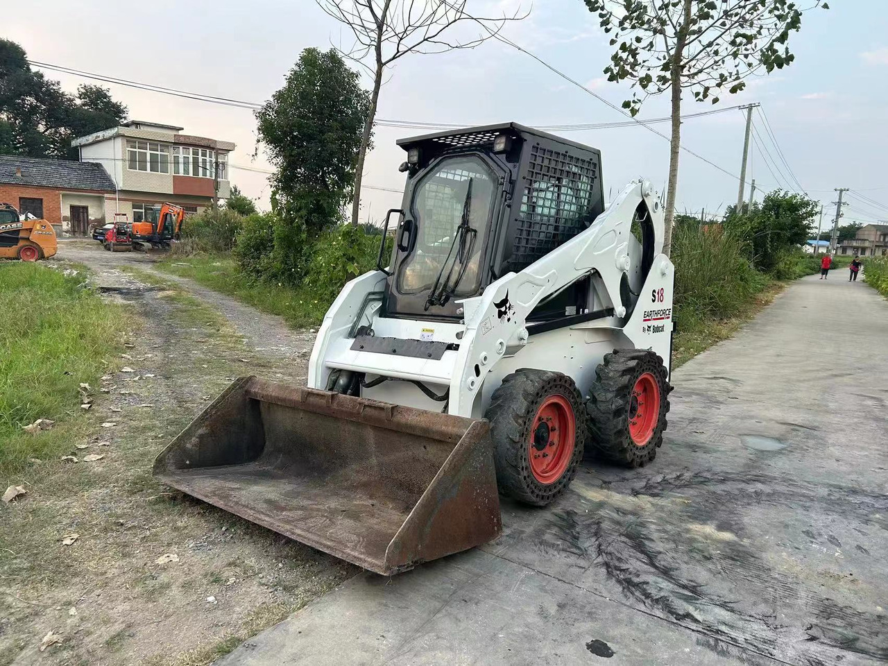BOBCAT S17 S450 S550 - Minicargadora: foto 3 BOBCAT S17 S450 S550 - Minicargadora: foto 3