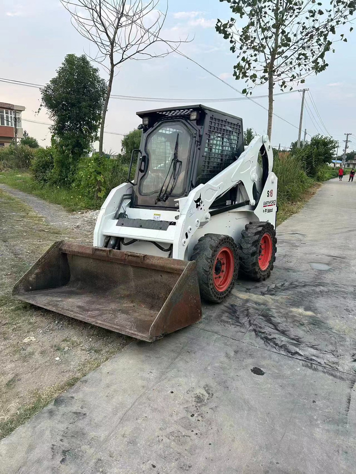 BOBCAT S17 S450 S550 - Minicargadora: foto 2 BOBCAT S17 S450 S550 - Minicargadora: foto 2