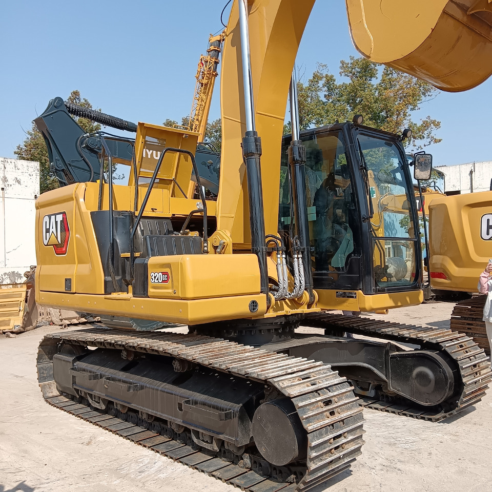CATERPILLAR 320 GC CAT 320GC - Excavadora de cadenas: foto 1 CATERPILLAR 320 GC CAT 320GC - Excavadora de cadenas: foto 1