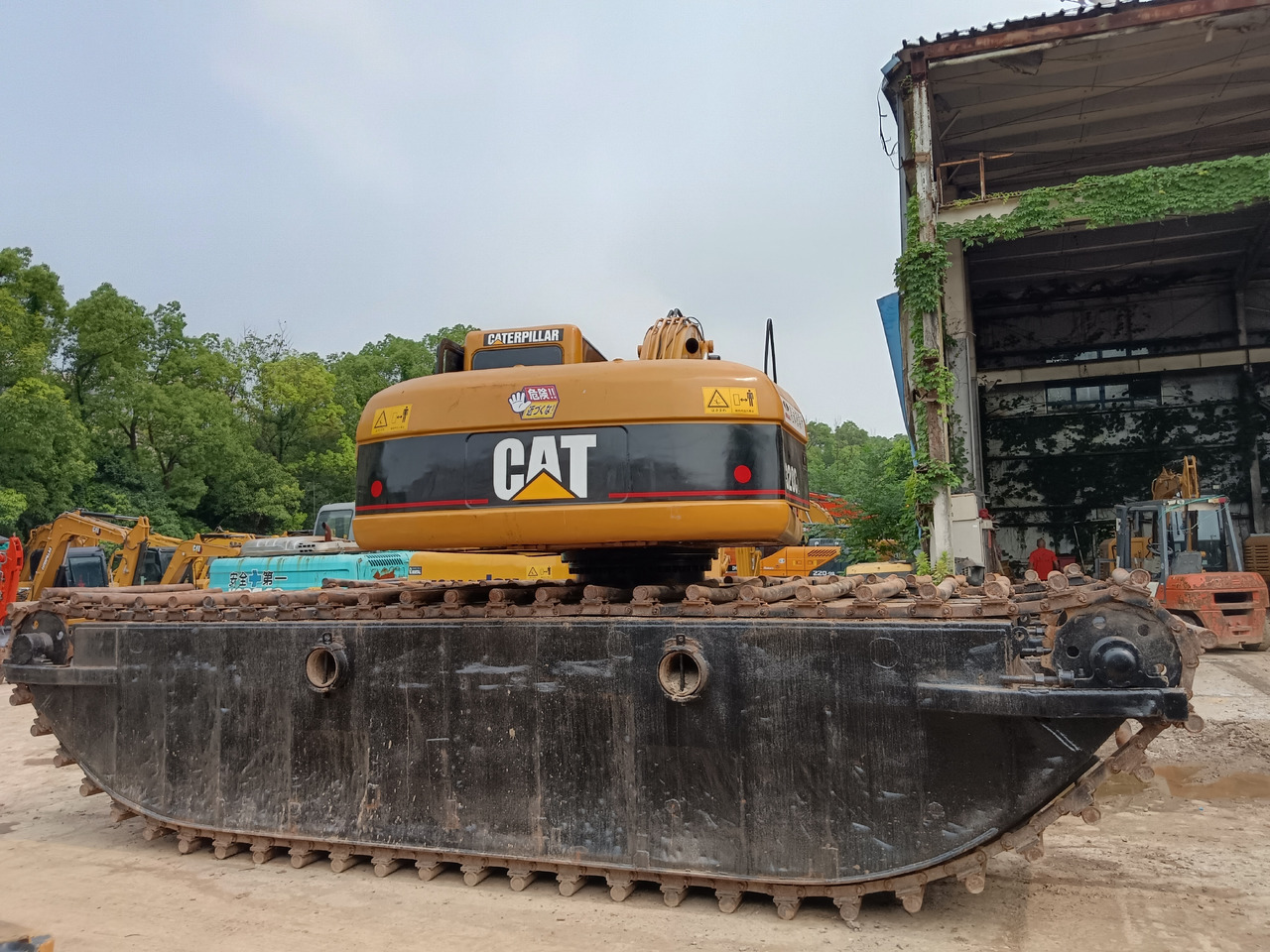 CATERPILLAR 320BL 320CL DREDGER - Excavadora anfibia: foto 2 CATERPILLAR 320BL 320CL DREDGER - Excavadora anfibia: foto 2