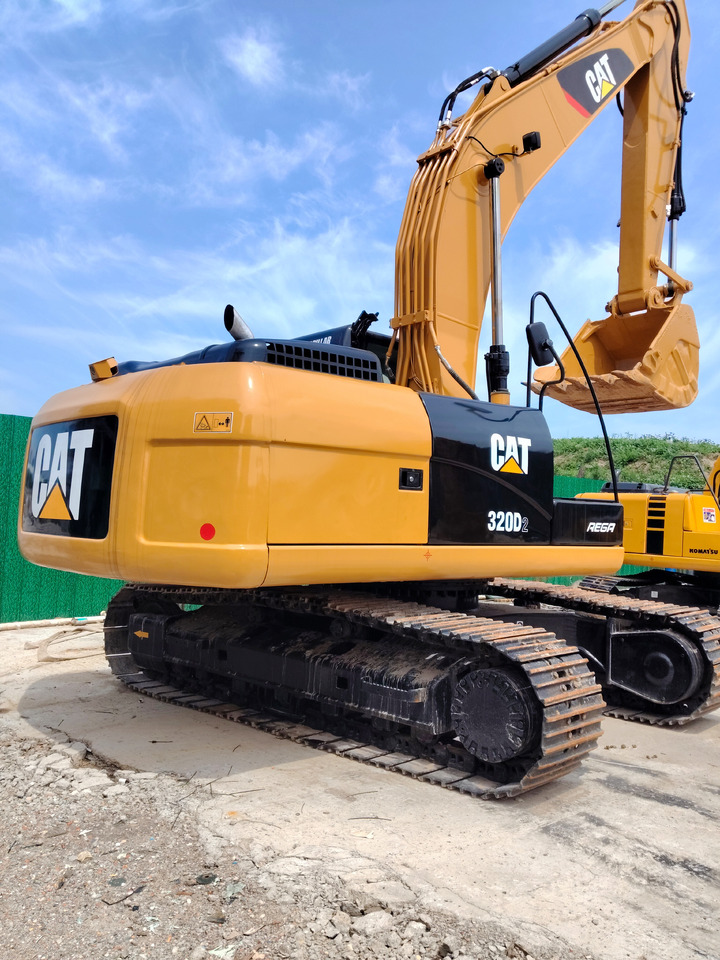 CATERPILLAR 320D2 L CAT 320D2L WITH C7.1 ENGINE - Excavadora de cadenas: foto 3 CATERPILLAR 320D2 L CAT 320D2L WITH C7.1 ENGINE - Excavadora de cadenas: foto 3