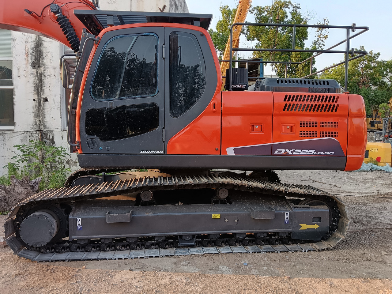 DOOSAN DX225 LC - 9C - Excavadora de cadenas: foto 2 DOOSAN DX225 LC - 9C - Excavadora de cadenas: foto 2