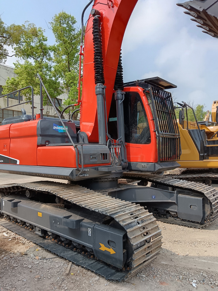 DOOSAN DX225 LCA DX 225 LC - 9C - Excavadora de cadenas: foto 4 DOOSAN DX225 LCA DX 225 LC - 9C - Excavadora de cadenas: foto 4