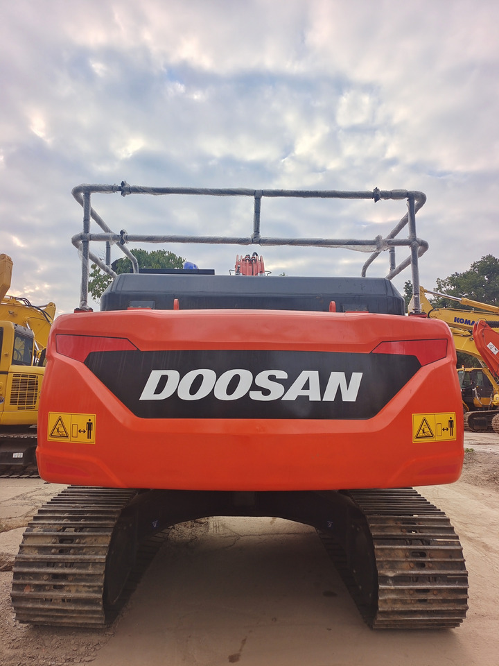 DOOSAN DX225LCA DX 225 LC - 9C - Excavadora de cadenas: foto 2 DOOSAN DX225LCA DX 225 LC - 9C - Excavadora de cadenas: foto 2