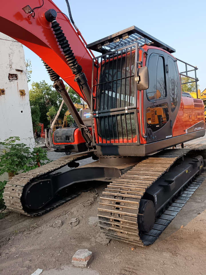 DOOSAN DX225LCA DX225 LC -9C - Excavadora de cadenas: foto 5 DOOSAN DX225LCA DX225 LC -9C - Excavadora de cadenas: foto 5