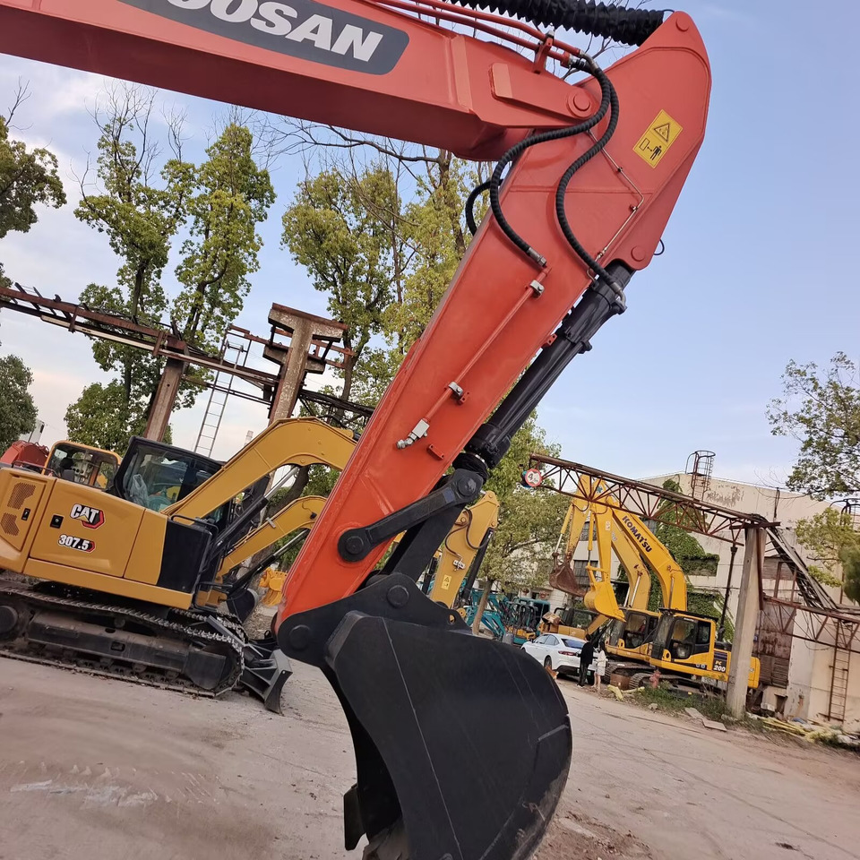 DOOSAN DX300 LC - 9C DX 300 LCA - Excavadora de cadenas: foto 5 DOOSAN DX300 LC - 9C DX 300 LCA - Excavadora de cadenas: foto 5