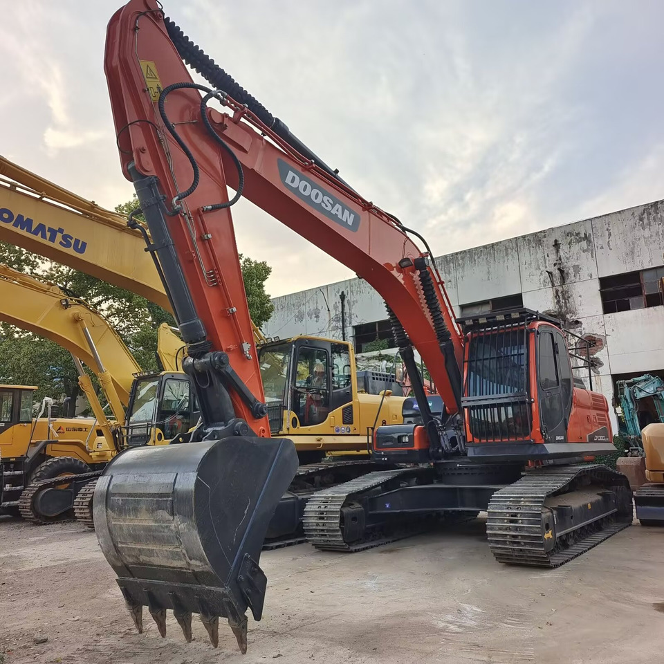 DOOSAN DX300 LCA DX300 LC-9C - Excavadora de cadenas: foto 2 DOOSAN DX300 LCA DX300 LC-9C - Excavadora de cadenas: foto 2
