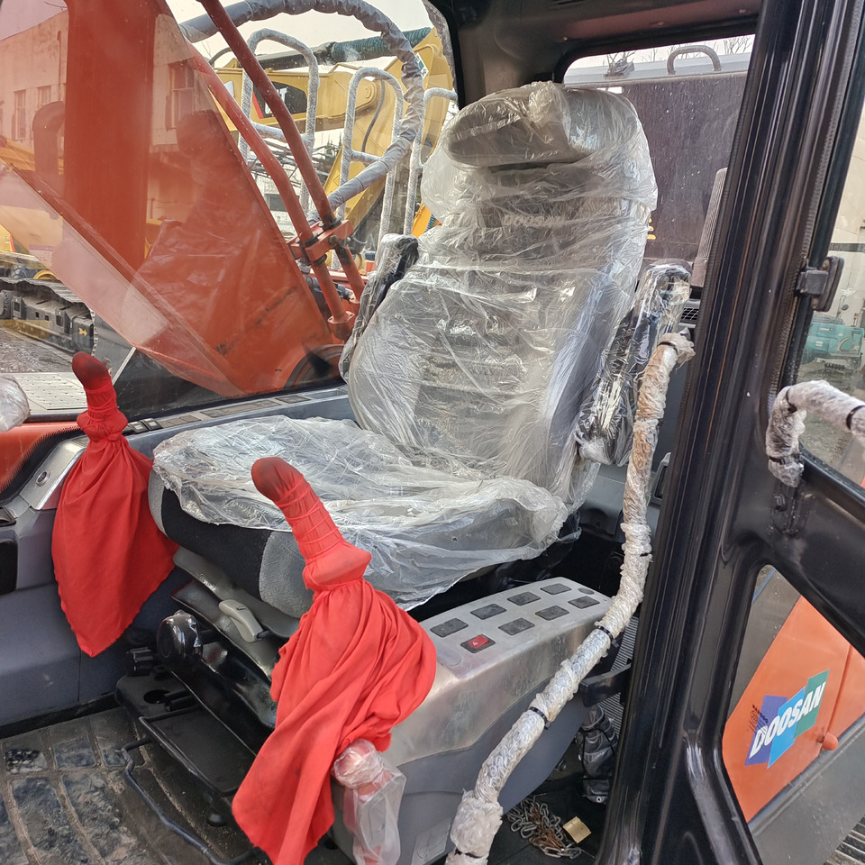 DOOSAN DX300LC-9C DX 300 LCA - Excavadora de cadenas: foto 4 DOOSAN DX300LC-9C DX 300 LCA - Excavadora de cadenas: foto 4