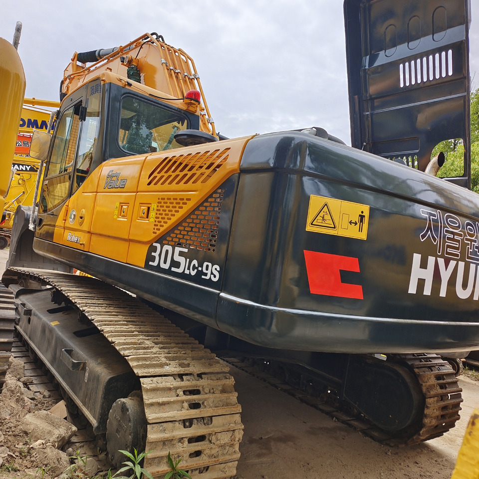 Excavadora de cadenas HYUNDAI 305LC-9S: foto 1